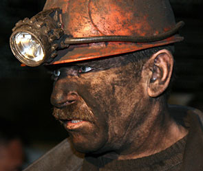 В Горловской шахте завалило горняков