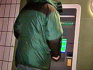 В Горловке крадут деньги вместе с банкоматами