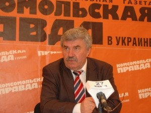 Виктор Кирбаба: «Перспективы развития  зимних видов спорта и хоккея  в Донецке есть»