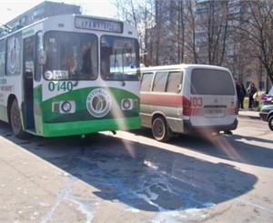В Краматорске троллейбус сбил пенсионерку