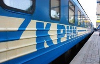 ДонЖД пустит дополнительные поезда в Крым