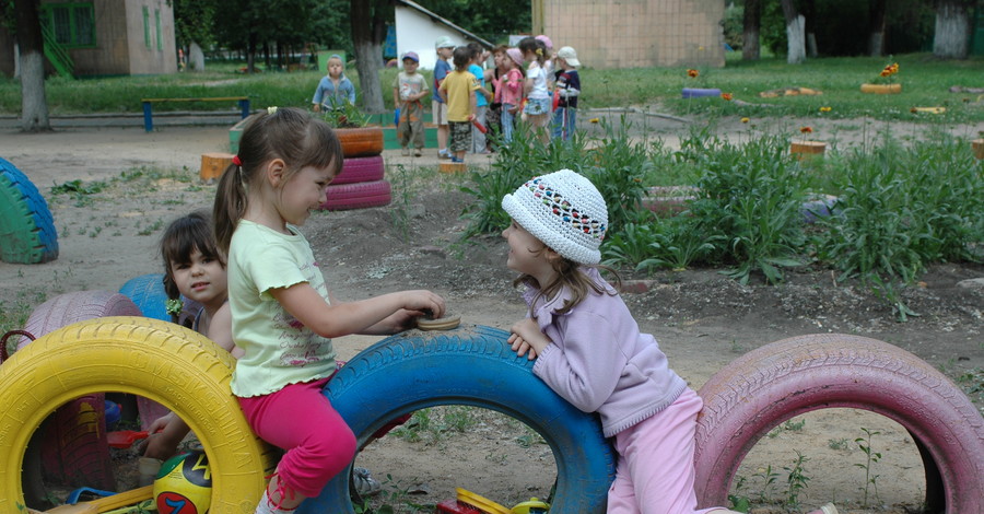 В Донбассе станет меньше детских лагерей