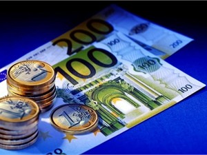 В донецких обменных пунктах подорожало евро