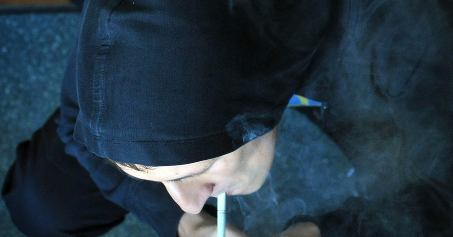 Донецких учителей учили бороться с курением