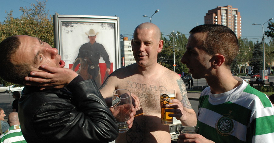 Евро-2012:  В  ресторанах Донецка  разрабатывают особое меню для французов, а в милиции опасаются  буйного нрава англичан  