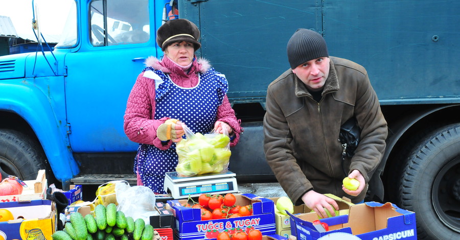 В Донбассе огурцы по цене сравнялись с мясом