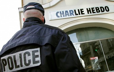 Charlie Hebdo почтит миллионным тиражом годовщину расстрела своей редакции 