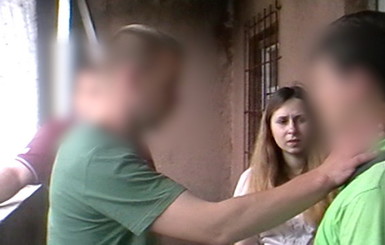 В Киеве сожитель женщины задушил ее сестру и спрятал тело в подъезде 