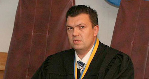 Луценко отозвал просьбу ГПУ отстранить оскандалившегося судью