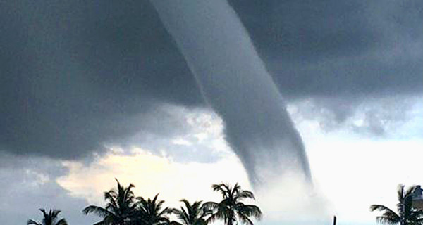 Райские острова на Багамах навестил торнадо