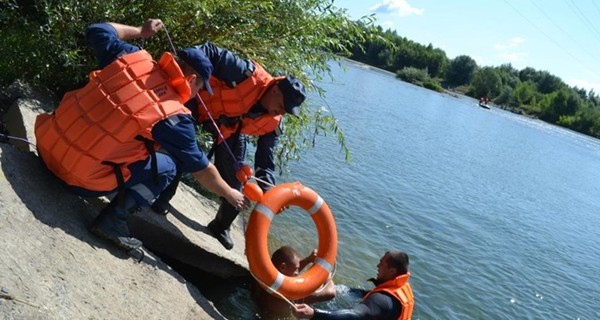 С начала года на водоемах Украины погибло почти 400 человек