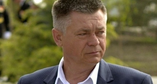 Суд заочно взял под стражу экс-министра обороны из-за расстрела активистов Евромайдана