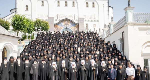 Представители 258 монастырей и 56 скитов призвали Варфоломея пересмотреть решение о Томосе для ПЦУ