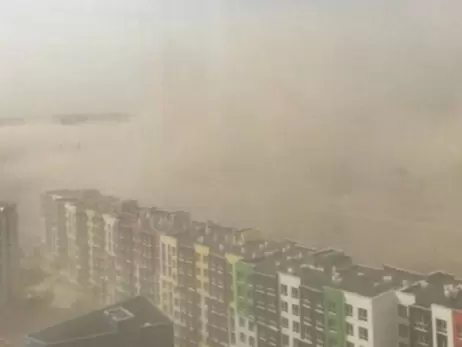 Синоптик предупредила украинцев о новых бурях с пылью из Сахары