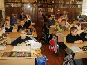 "Комсомолка" подписала со школьниками... пакт о разоружении  